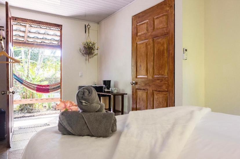 Boutique Rooms River Front At La Junta Dominical Dış mekan fotoğraf
